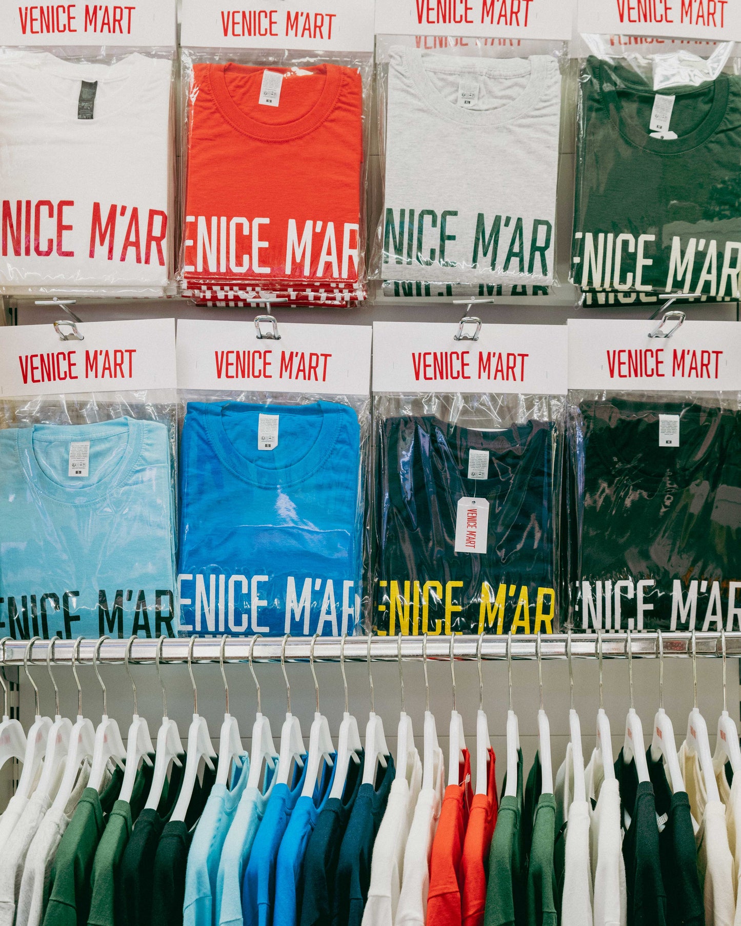T-SHIRT